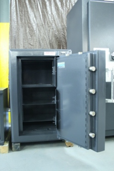Used Tann Bankers Cash 3420 TRTL30X6 Equivalent High Security Safe